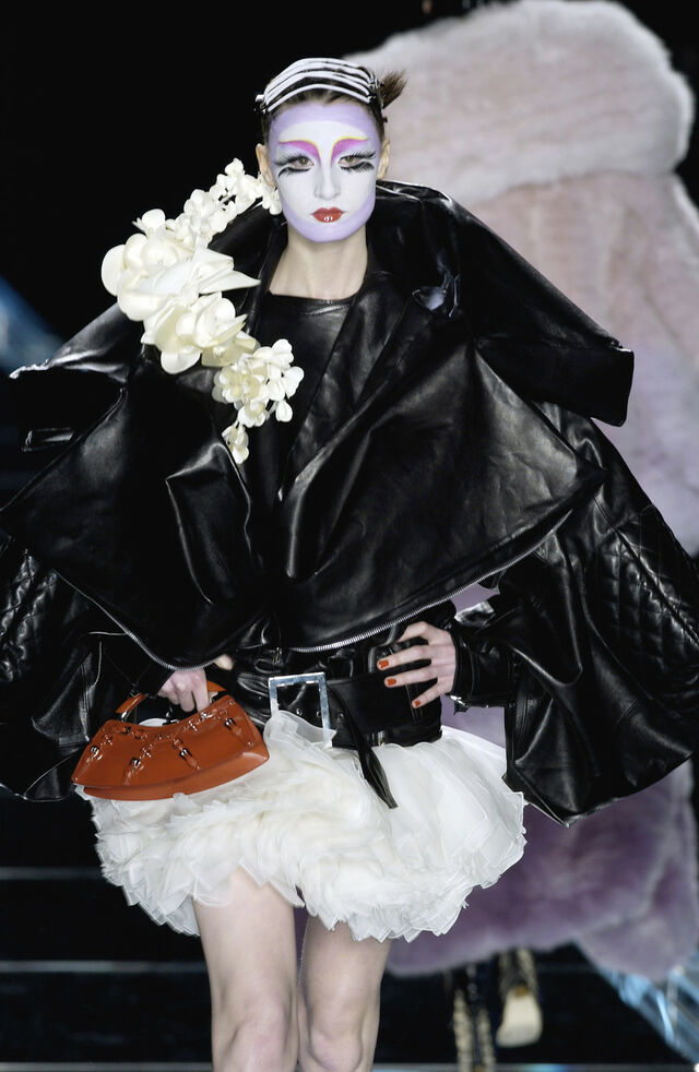 OUR DIOR BONDAGE BAG & THE DESIGN LEGACY OF JOHN GALLIANO... ABOUT SOME OF HIS WILD FASHION MOMENTS, NOT COMMENTS