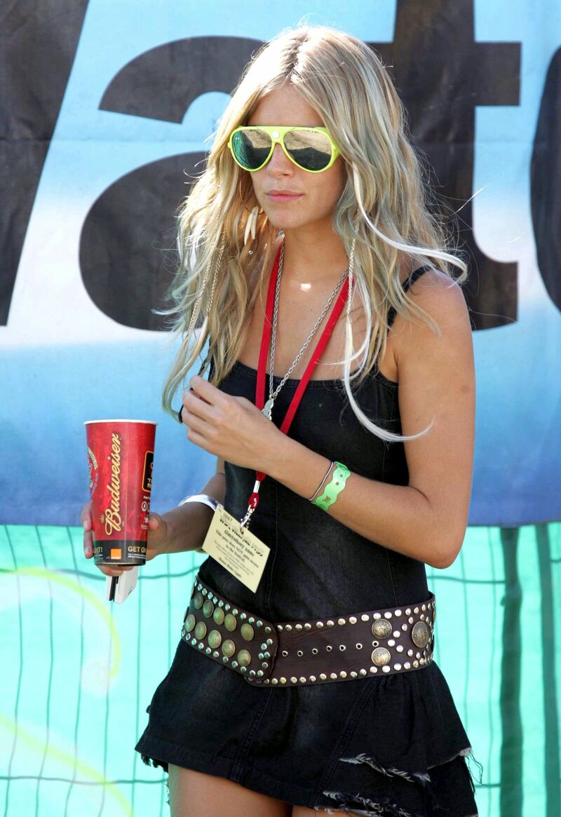 273-5-sienna-1497367604.jpg