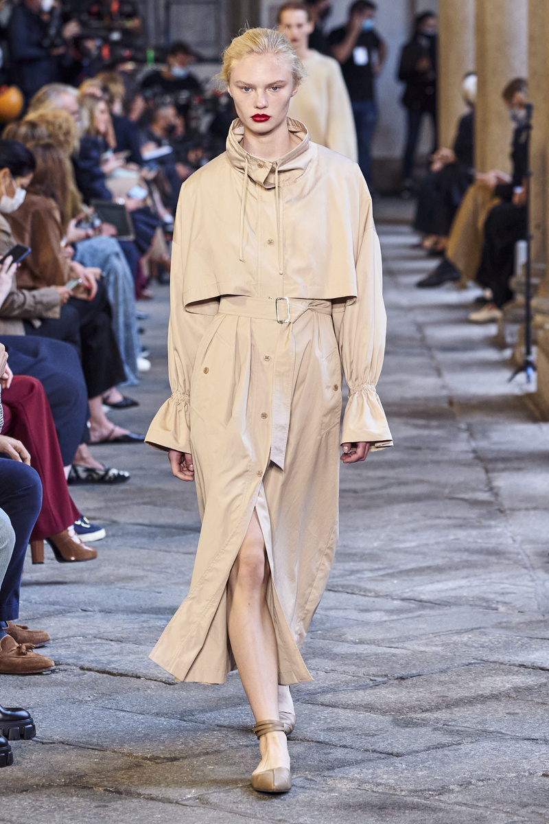 110-4-max-mara-hepta-958957.jpg