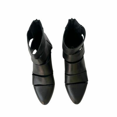 Ankle boots