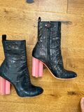 Block heel boots