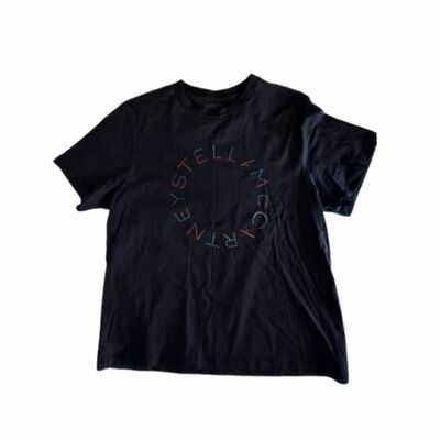 Black T-shirt