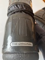 Snow boots