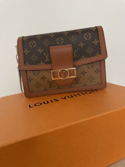 Leather Shoulderbag