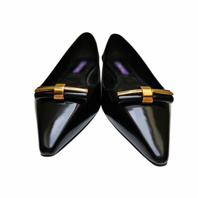 Ballet flats