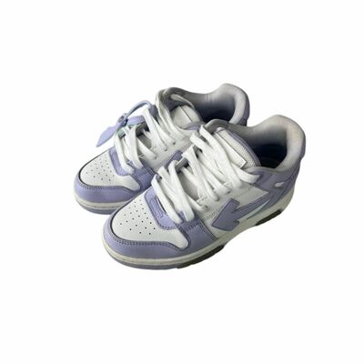 Low top Sneakers