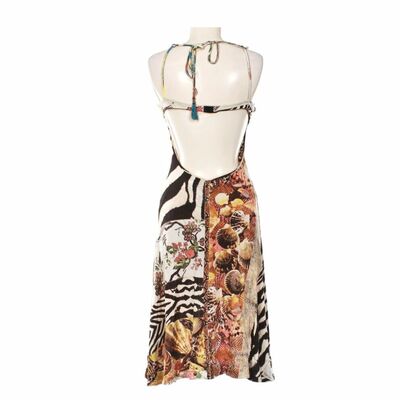 Backless dress