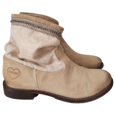 Leather biker boots