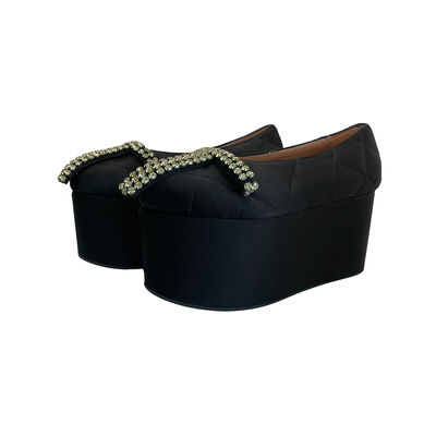 Wedge satin shoes