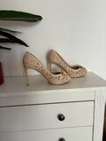 Open toe Shoes