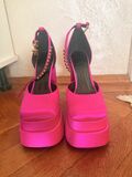 Velvet platform shoes