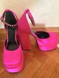 Velvet platform shoes