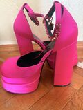 Velvet platform shoes