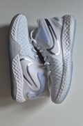 High-top Sneakers