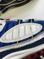 Low top sneakers