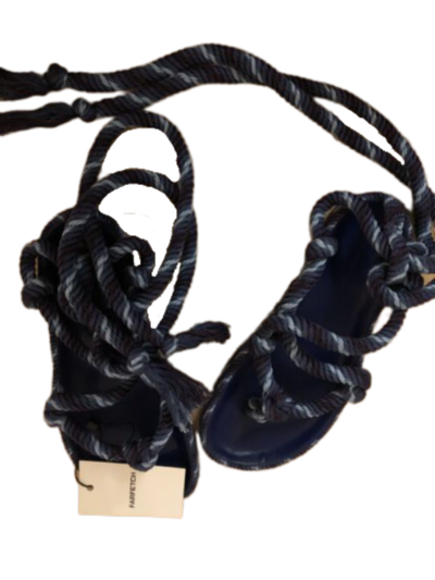 Flat sandals