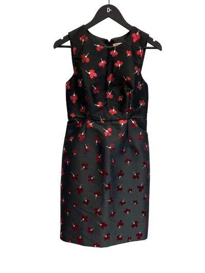 Sleeveless dress
