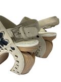Wedge embroided sandals