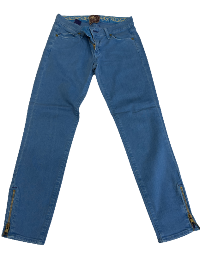 Straight Jeans