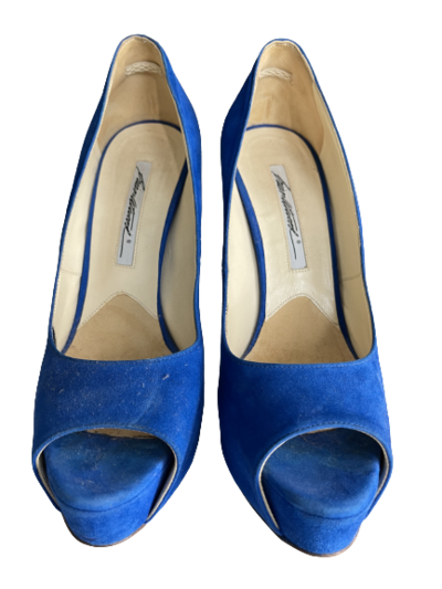 Suede open toe shoes