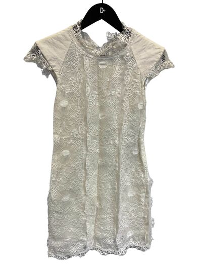 Lace midi dress