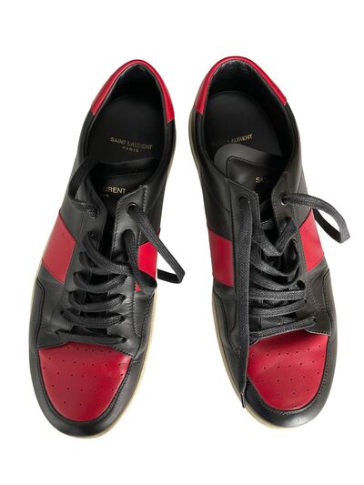 Leather sneakers