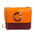 Elegant cross body leather bag