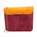Elegant cross body leather bag