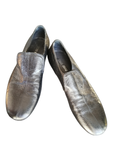 Loafer shoes