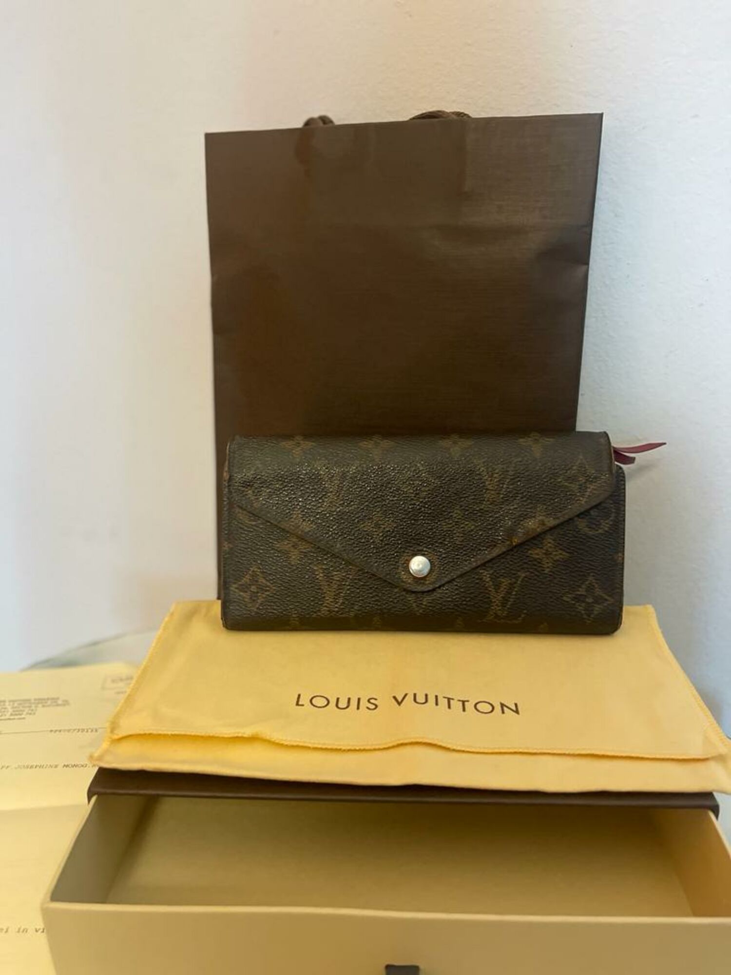 Patent Money & cards Wallets Louis Vuitton - One Size, buy pre
