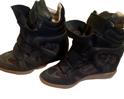Platform sneakers