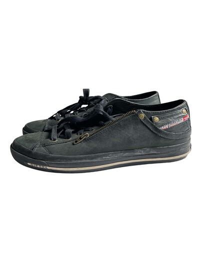 Leather sneakers