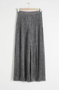 Pleated pants