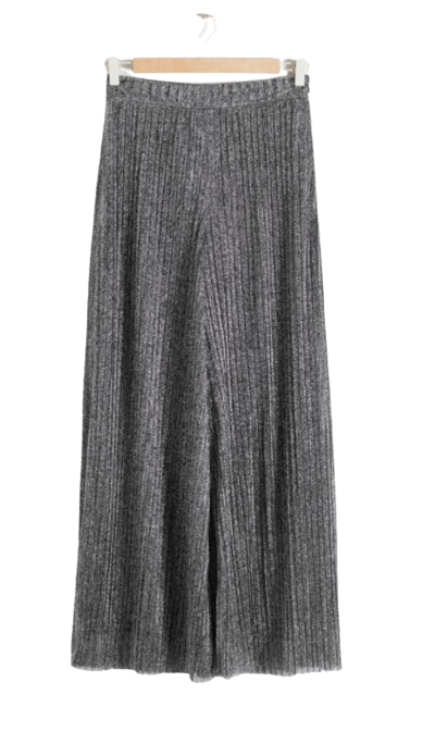 Pleated pants