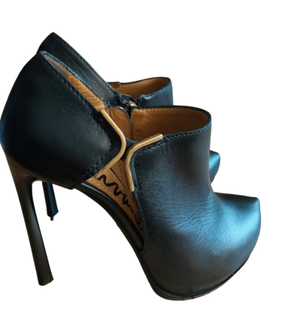 Leather booties