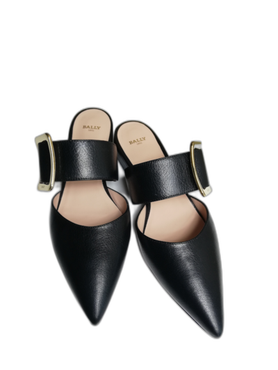 Leather slides