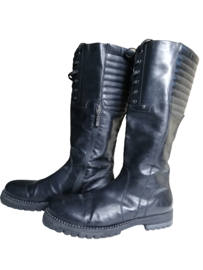 Leather boots