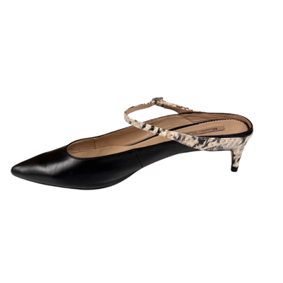 Leather Kitten heel Shoes