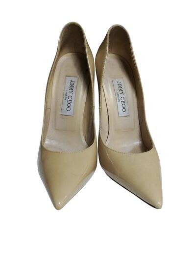 Nude patent pumps