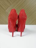Red platform pumps
