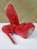Red platform pumps