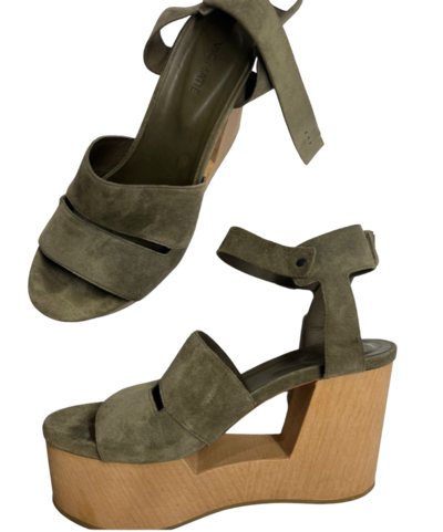Platform sandals