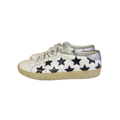 Star printed leather sneakers