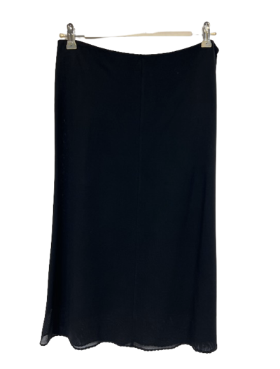Mid length skirt