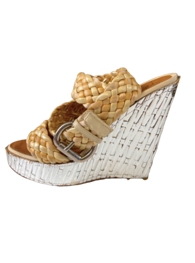 Wedge sandals