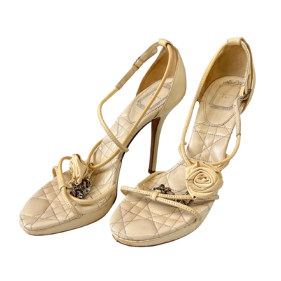 Leather strappy sandals