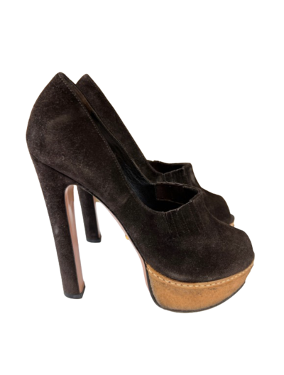 Suede open toe shoes