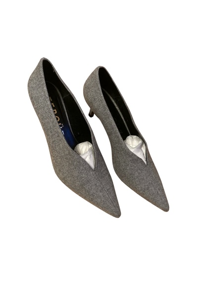 Cloth shoes