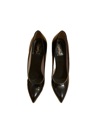 Patent leather shoes