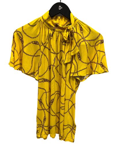 Yellow blouse